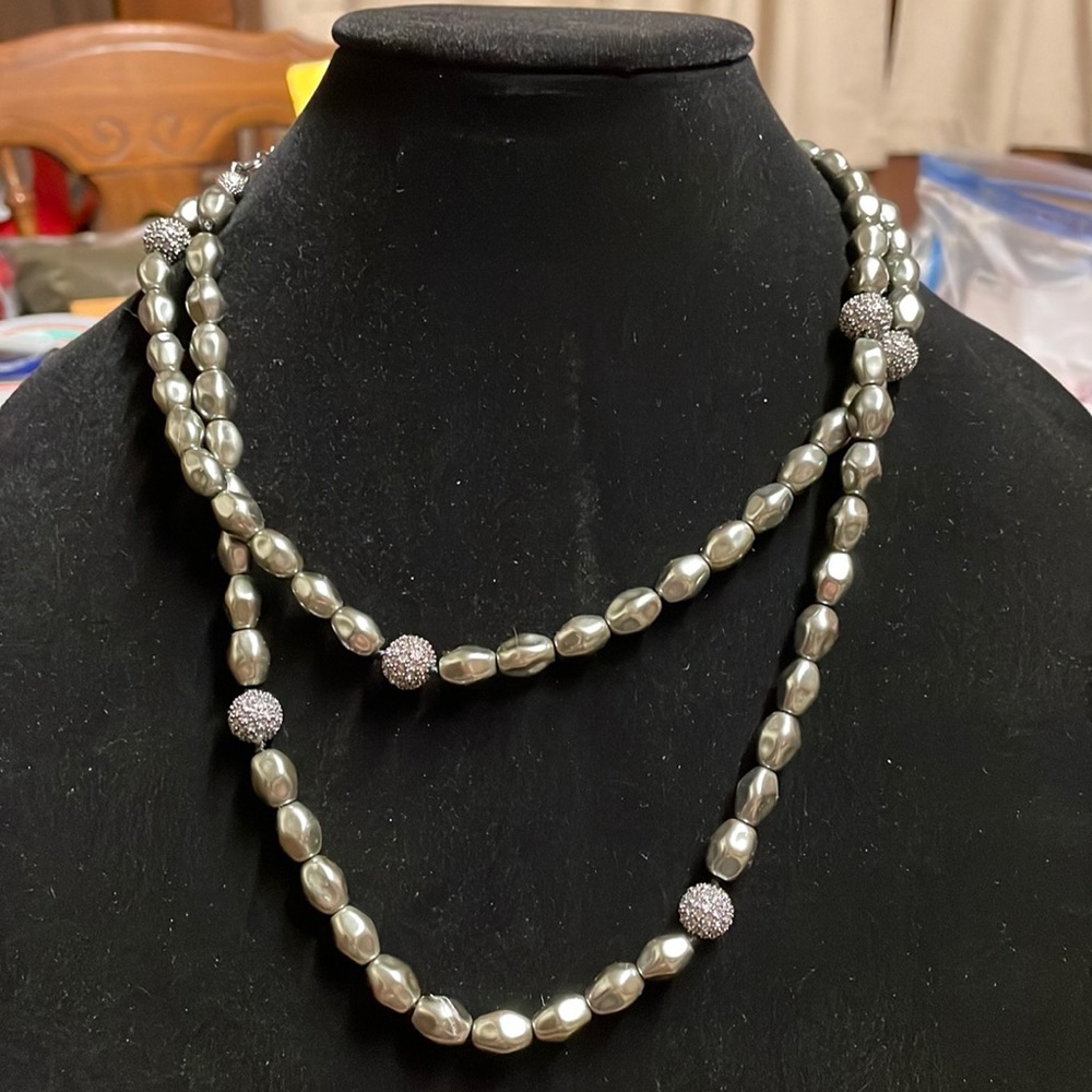 Lia Sophia Grey Pearl Gunmetal Long necklace